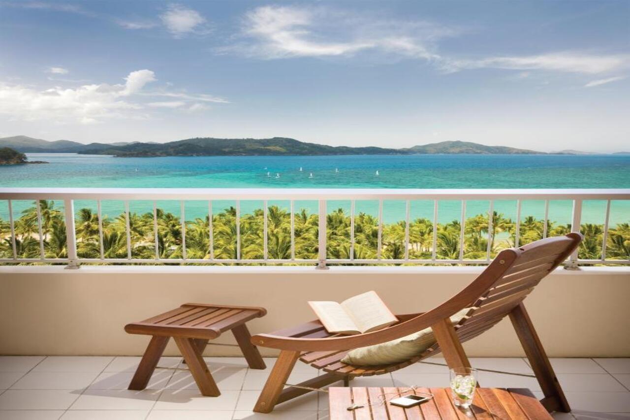 Reef View Hotel Hamilton Island Eksteriør billede