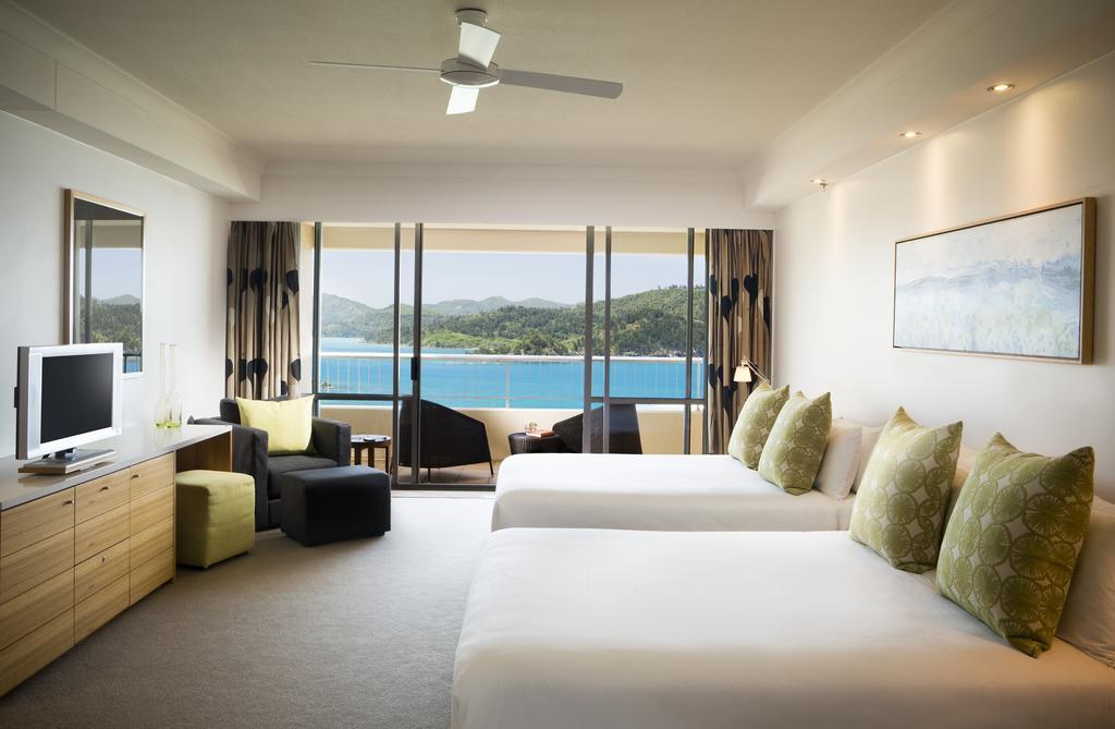 Reef View Hotel Hamilton Island Eksteriør billede