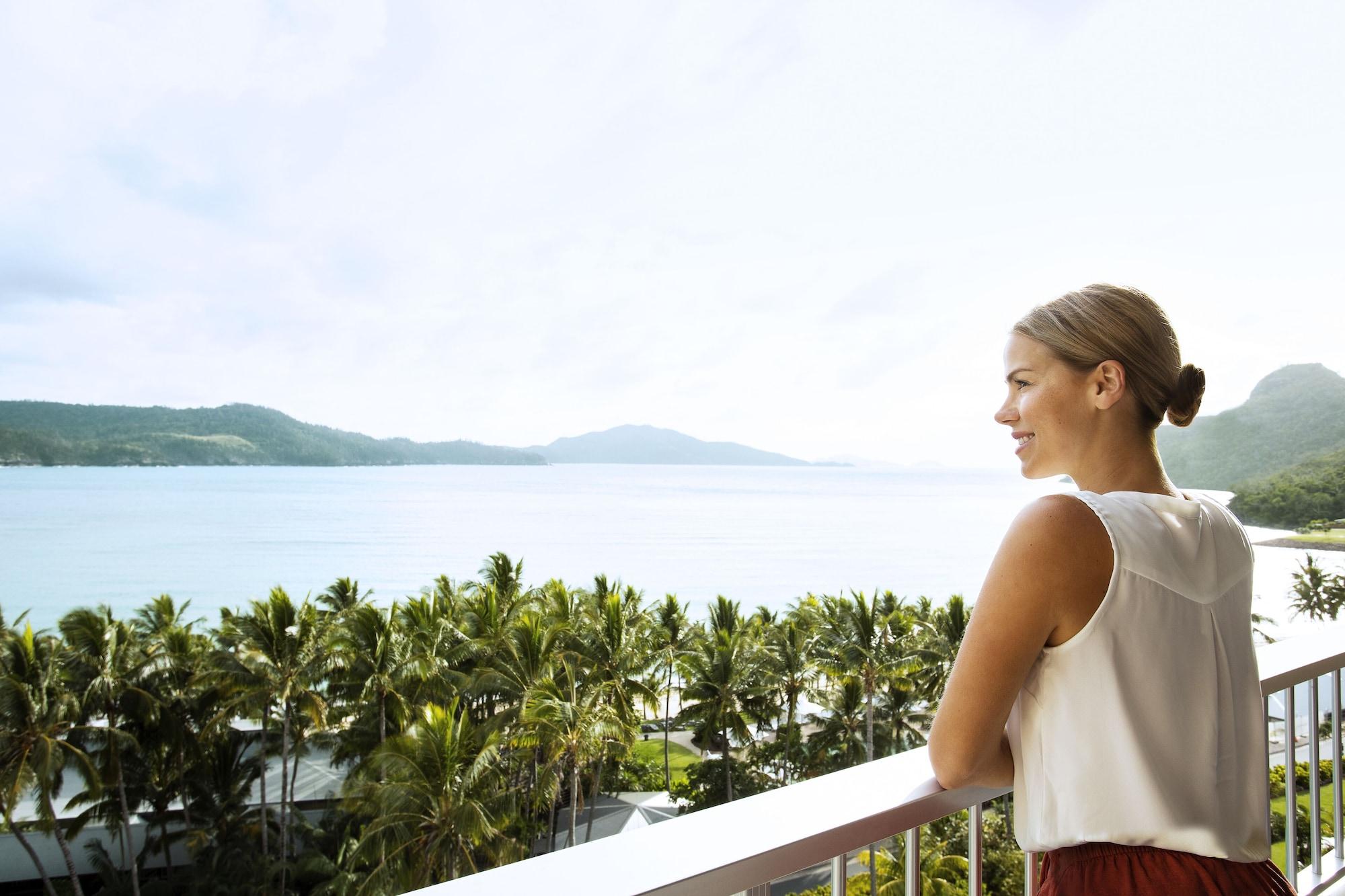 Reef View Hotel Hamilton Island Eksteriør billede
